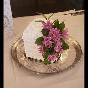 Meet your Posher, Leslie